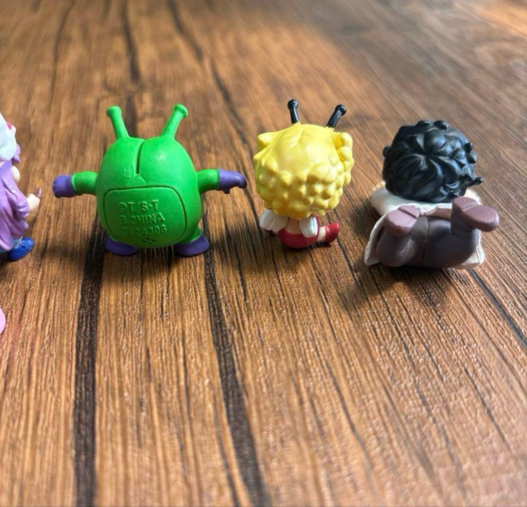 机の上のアラレちゃん アラレちゃん フィギュア セット