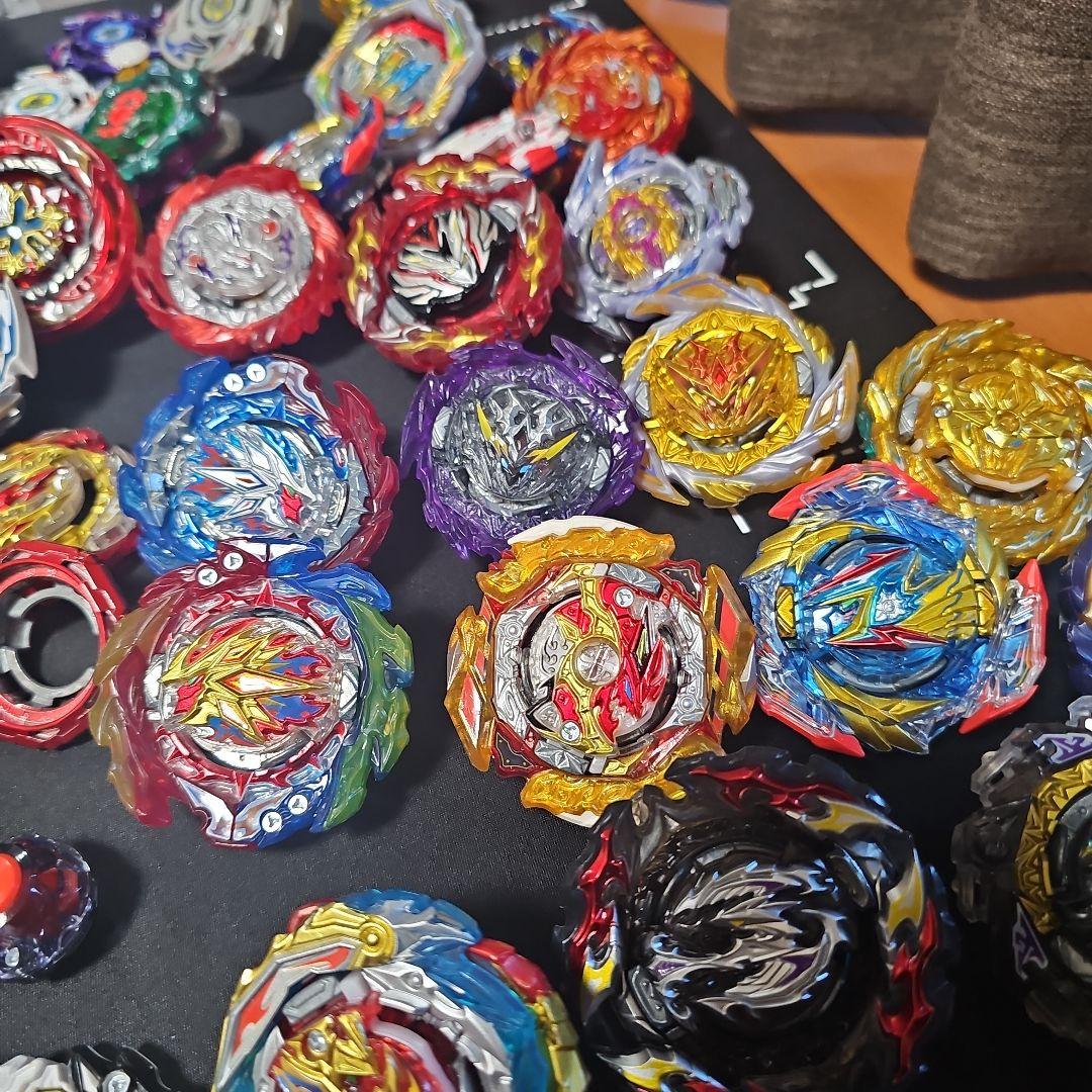 【引退品】ベイブレードバースト ロアバハムート/ダイナマイトベリアル聖王ver等