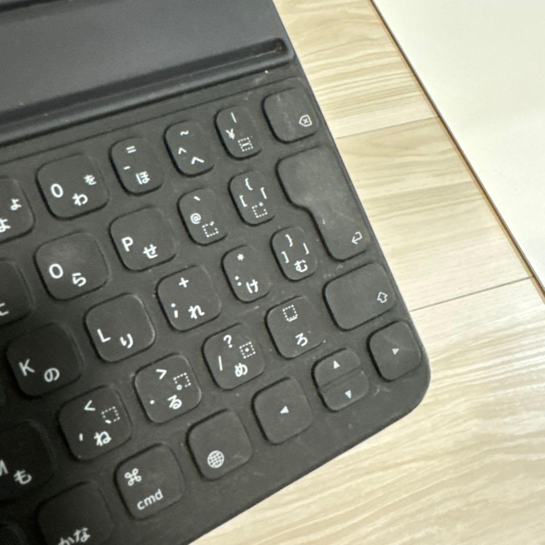 iPad スマートキーボードFolio 11インチ