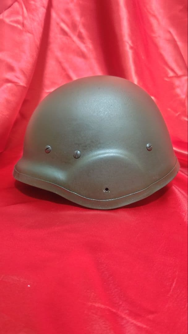 最終値下げ【極美品】陸上自衛隊８８式鉄帽　サイズ中　レプリカ品