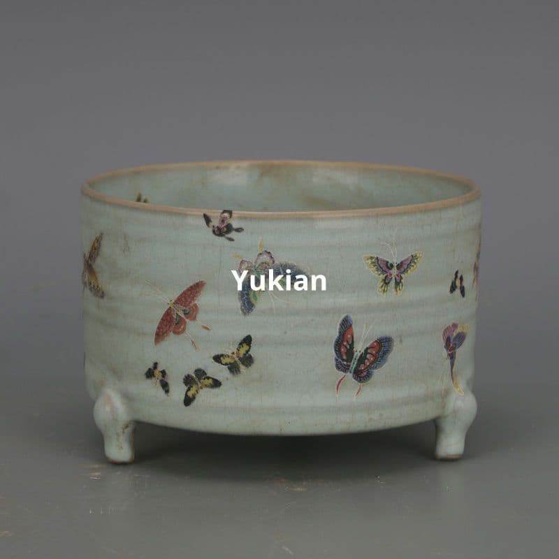 蝶恋花三足香炉 陶磁器 現代工芸品 美術品 装飾品 置物