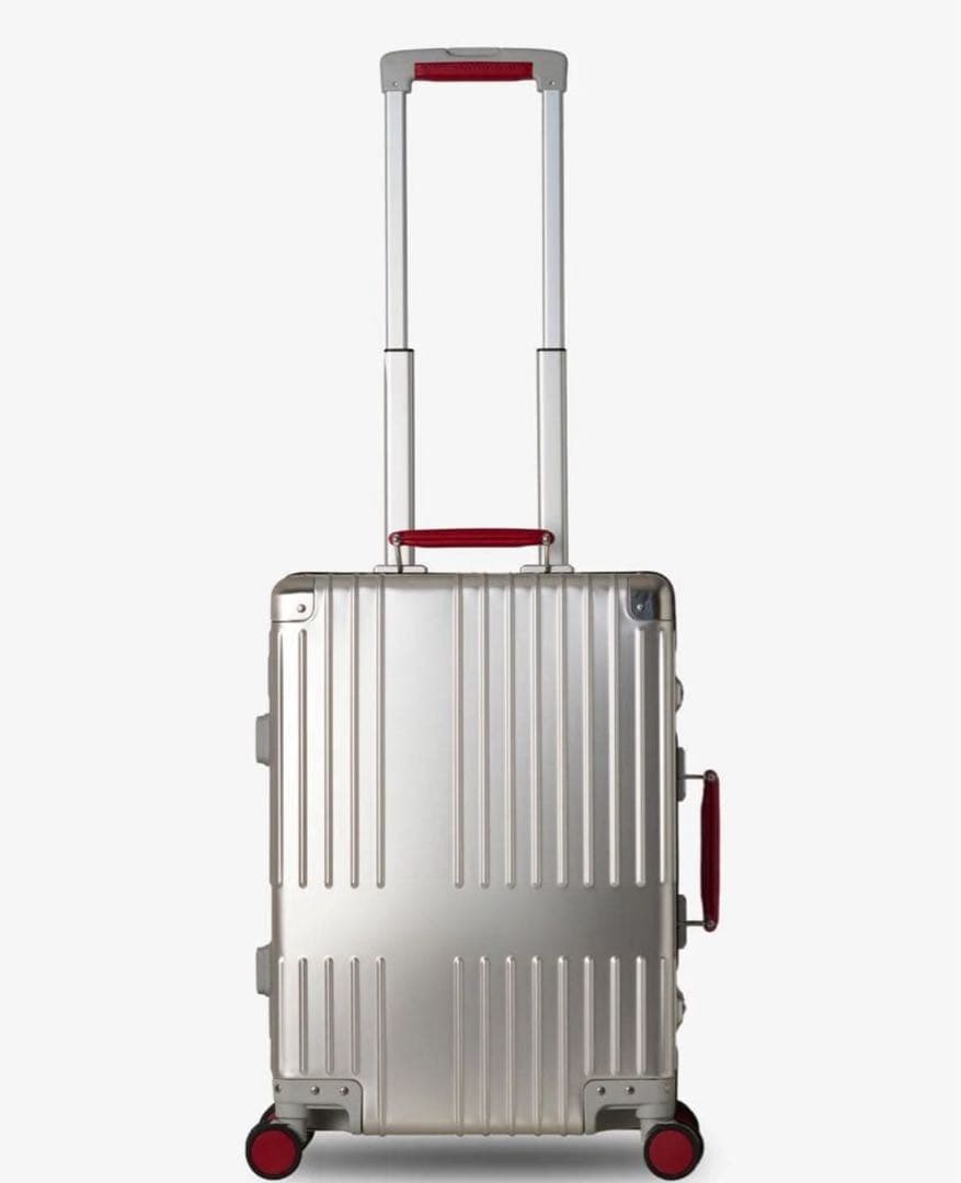 バッグ INV1811STP Sterling Silver/Red 36L