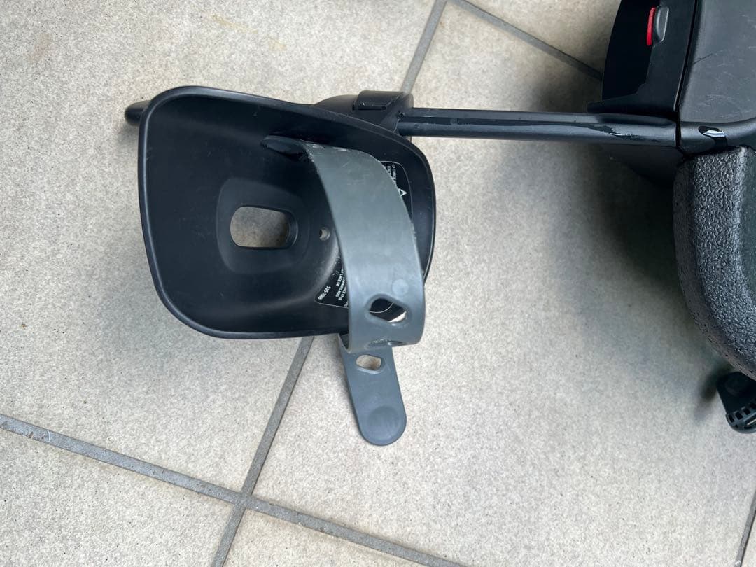 自転車前席用チャイルドシート Thule Yepp mini