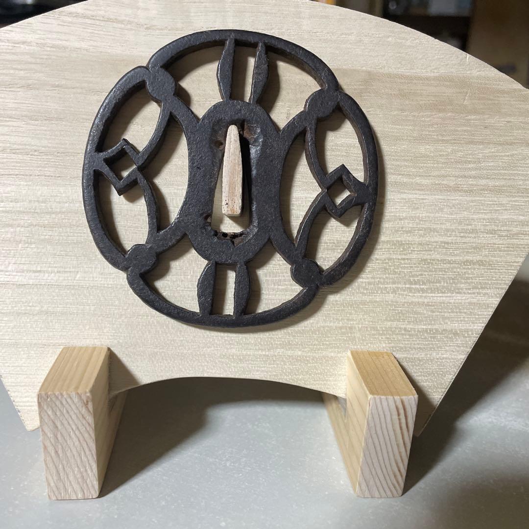 鍔　鍔飾り付き