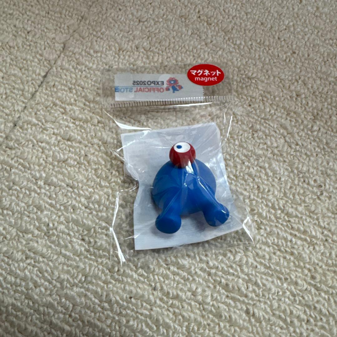 ミャクミャク　おしりマグネット