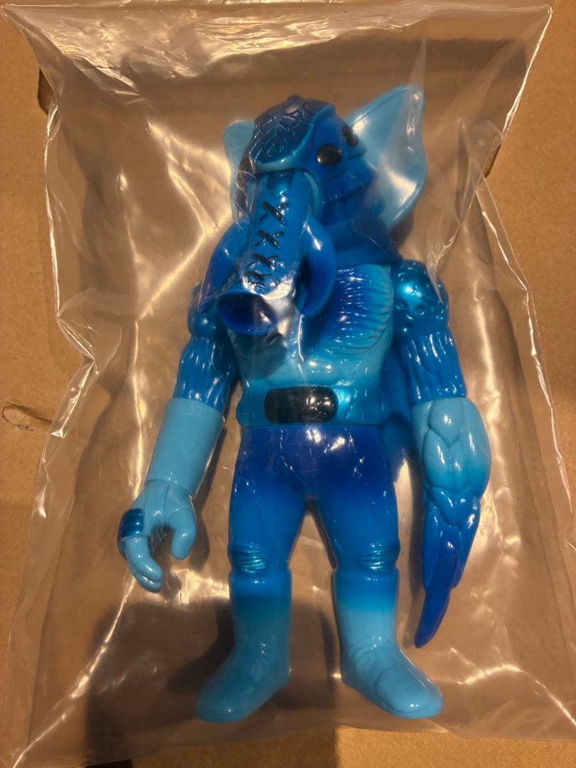 ネオワン　エレマックス ソフビ REALHEAD 真頭玩具