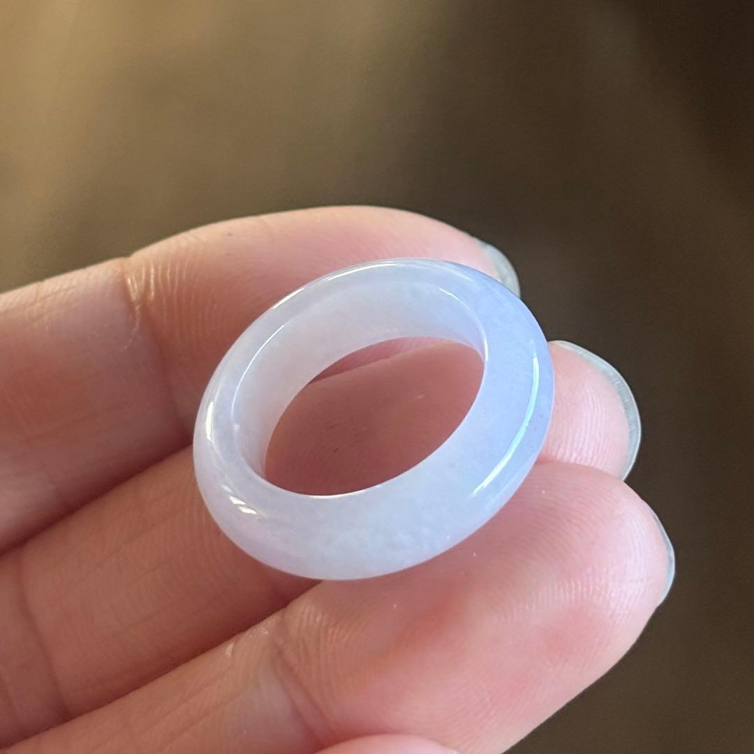 ミャンマー産 天然本翡翠　氷種　ラベンダー色 くり抜きリング　8号