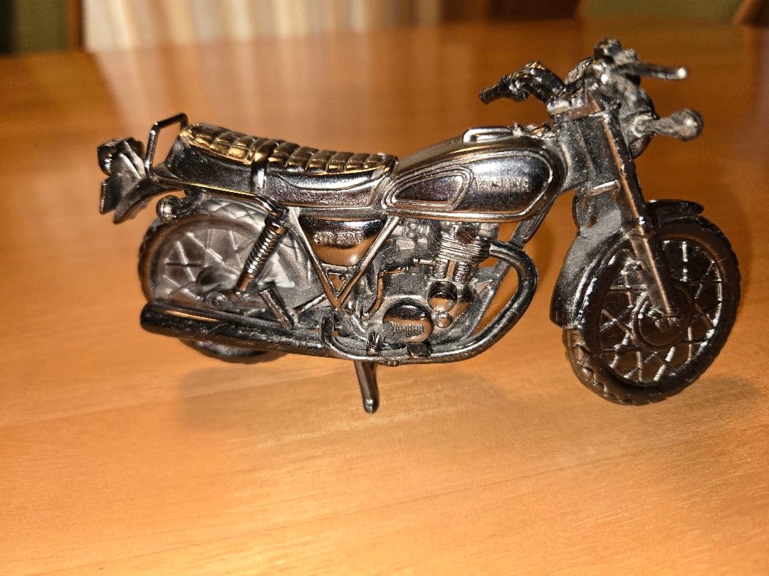 レッドバロン 世界の名車 YAMAHA SR500