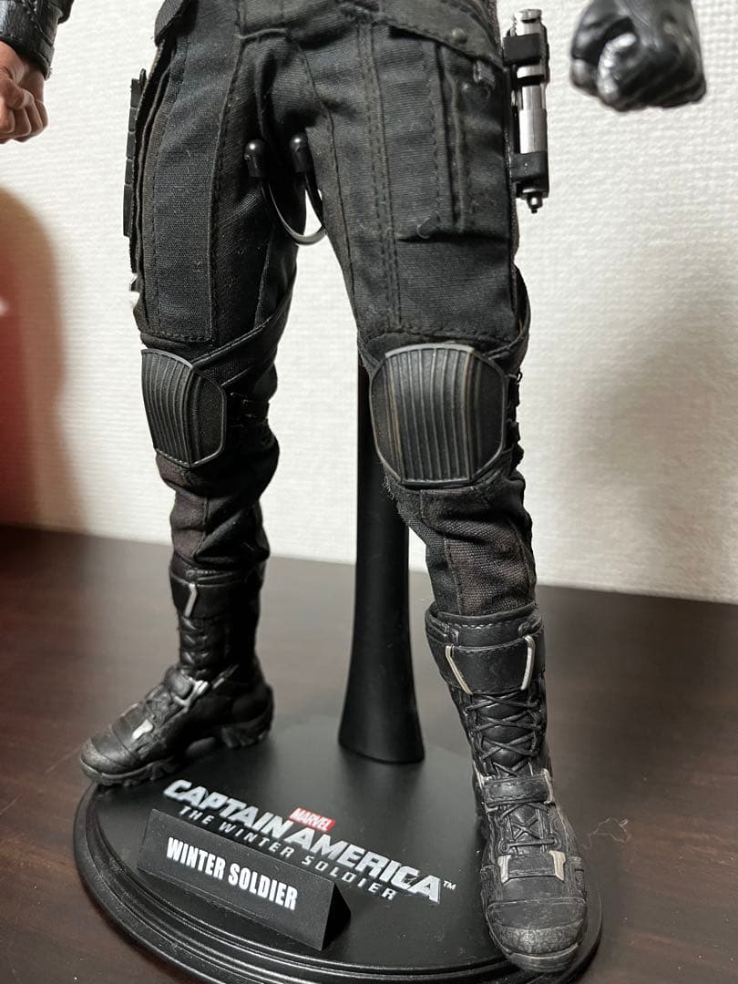 ホットトイズ　キャプテン・アメリカ　ウィンター・ソルジャー　バッキー・バーンズ