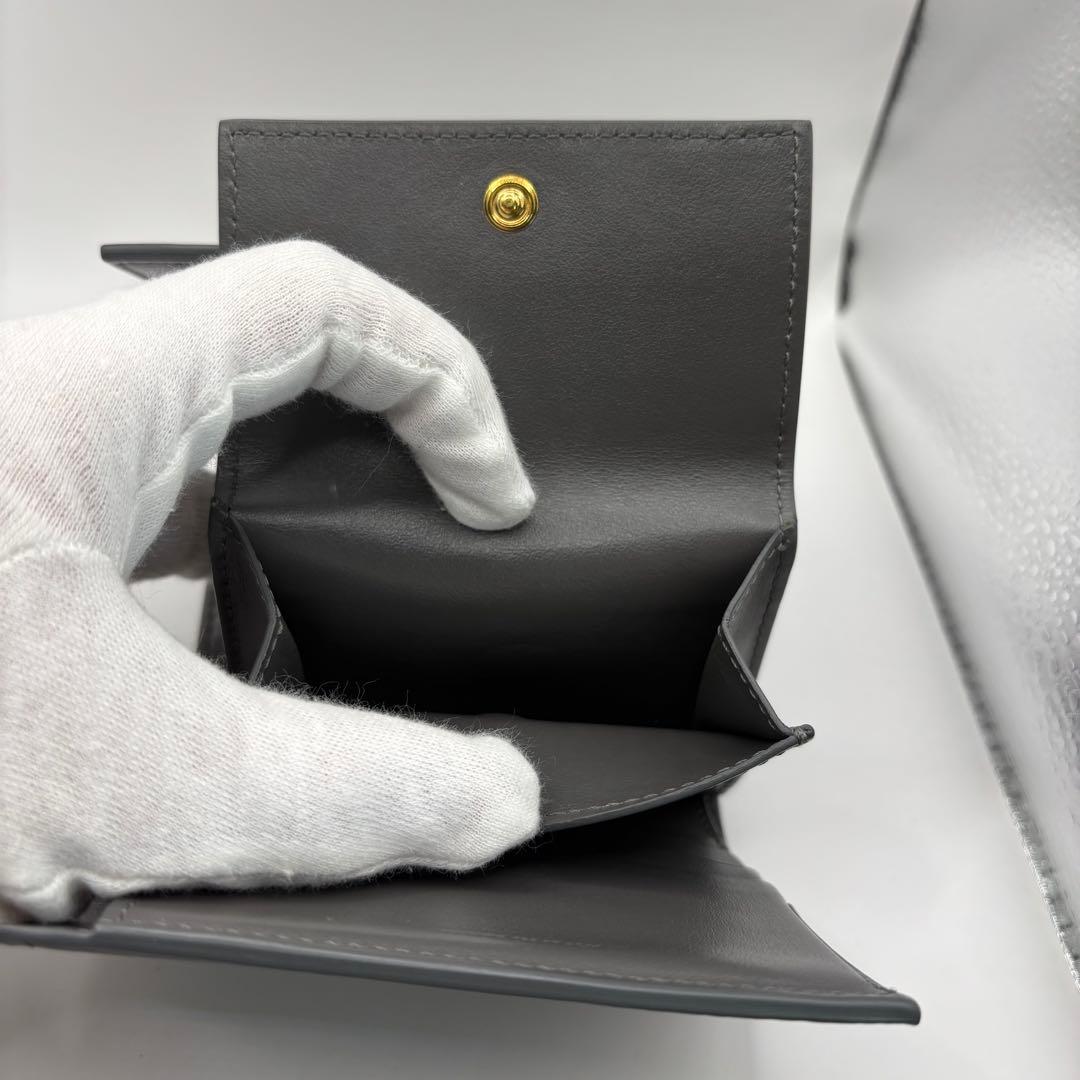 CELINE スモールトリフォールドウォレット グレー　三つ折り財布　財布