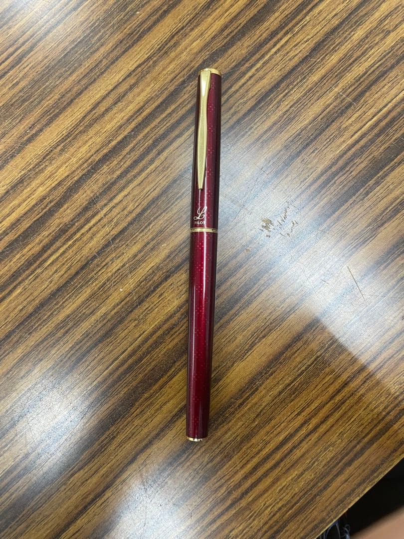 PILOT 万年筆 バーガンディ 14K F