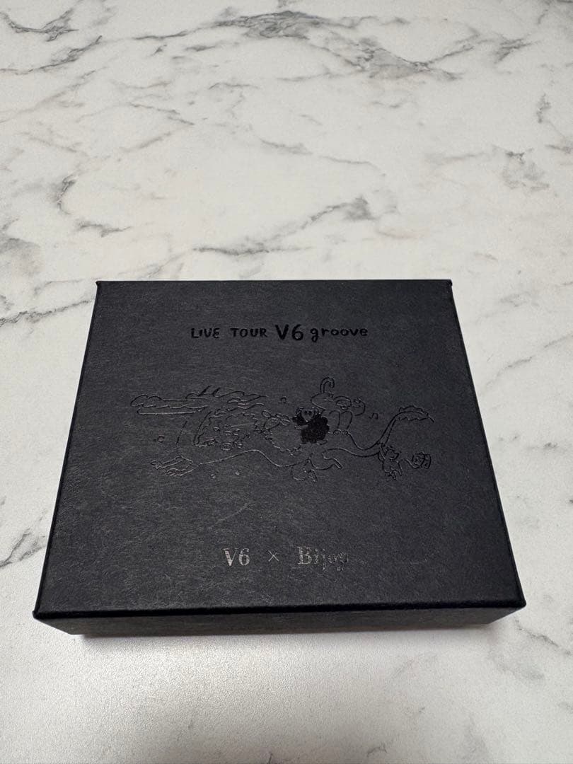 V6 x Bijou Timeless ブレスレット