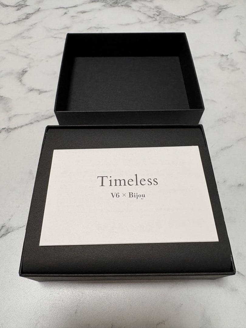 V6 x Bijou Timeless ブレスレット