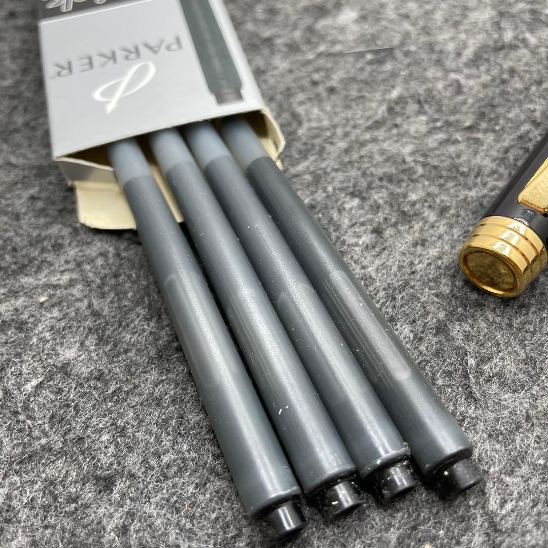 PE1167□パーカー プリミエ 万年筆 ブラックラッカー 箱付き 18K