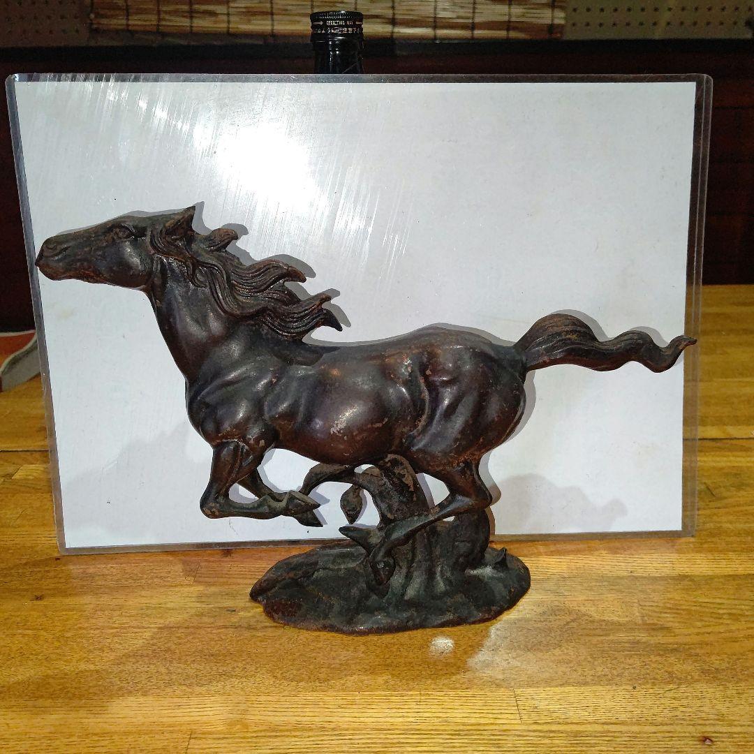馬 ブロンズ像 牡馬