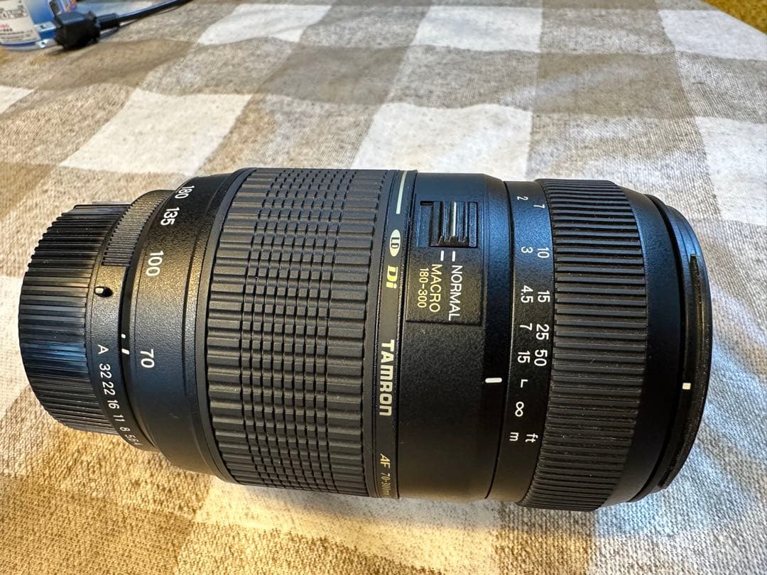 タムロンTAMRON AF70-300mm F/4-5.6Di LD Macro