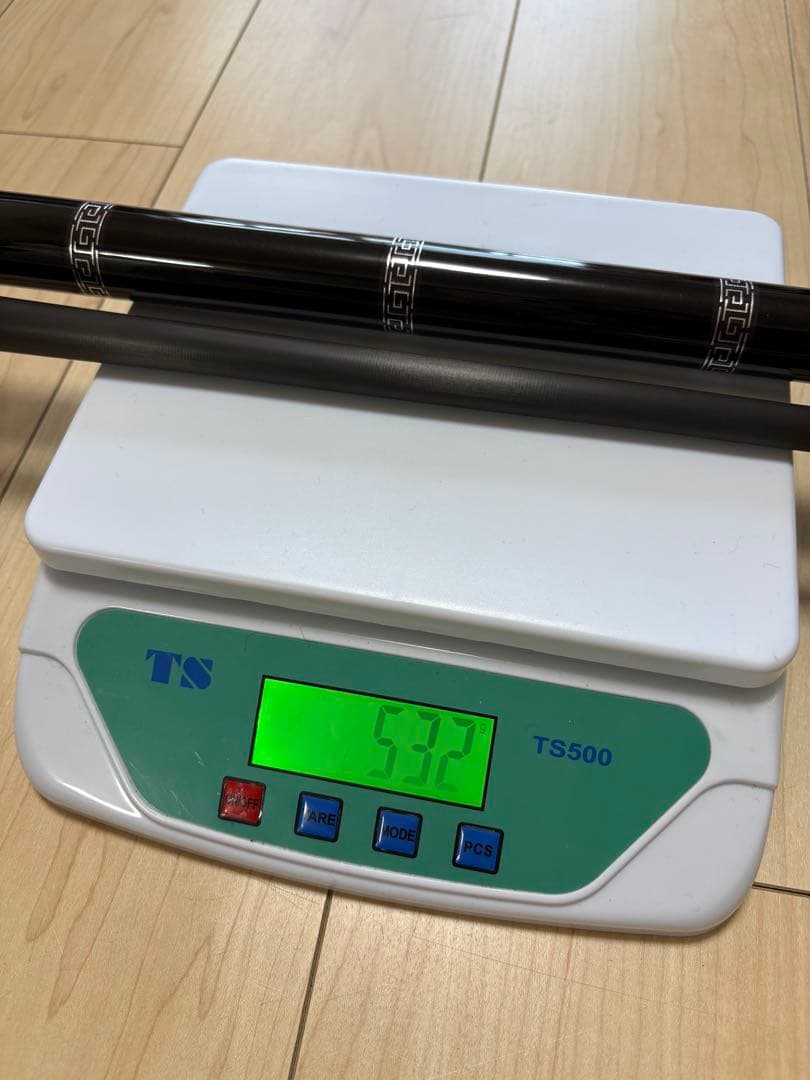 【新品】カーボンシャフト ビリヤードキュー 11.8mm／高耐久・低トビ性能