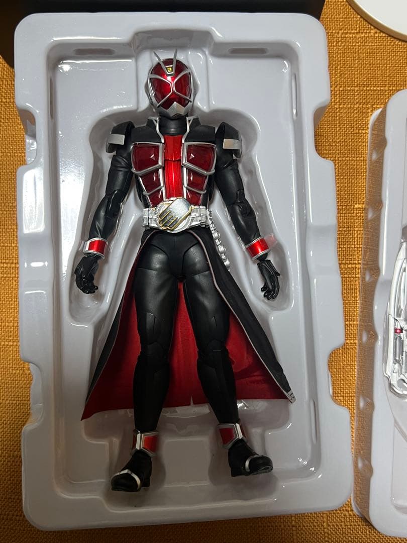 n*5様 SHFiguarts真骨彫製法仮面ライダーウィザードフレイムスタイル