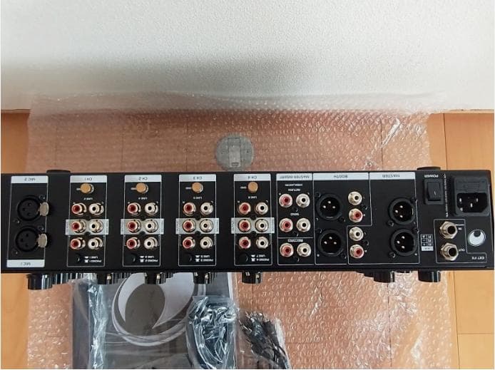 Omnitronic TRM-422 4CHロータリーミキサー 新品未使用