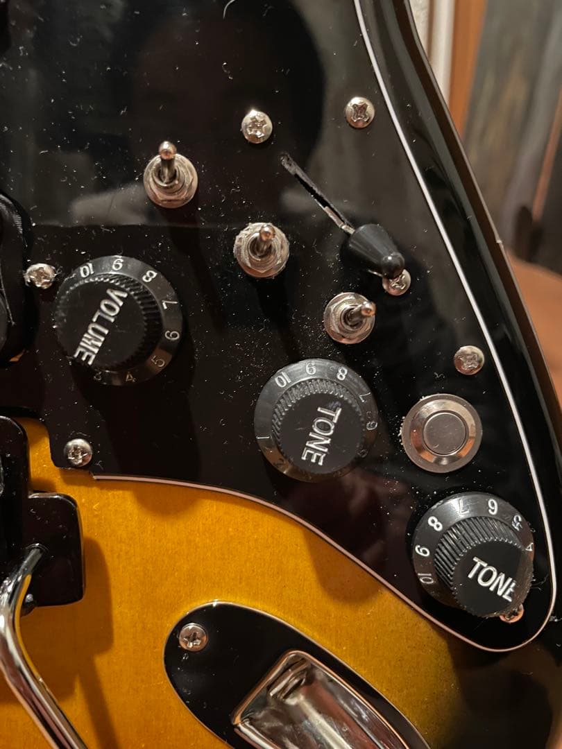 再再再再再再値下げ！ノーブランドコンポーネントストラトタイプ