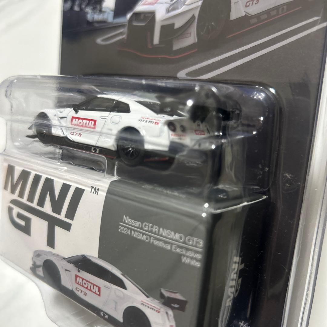 【限定】MINI GT Nissan GT-R NISMO GT3 ホワイト