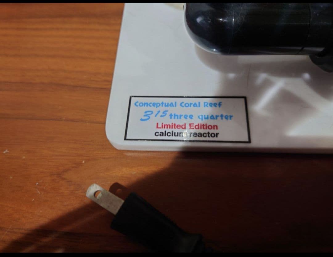 315スリークウォーター カルシウムリアクター 50Hz【レギュレーター付】