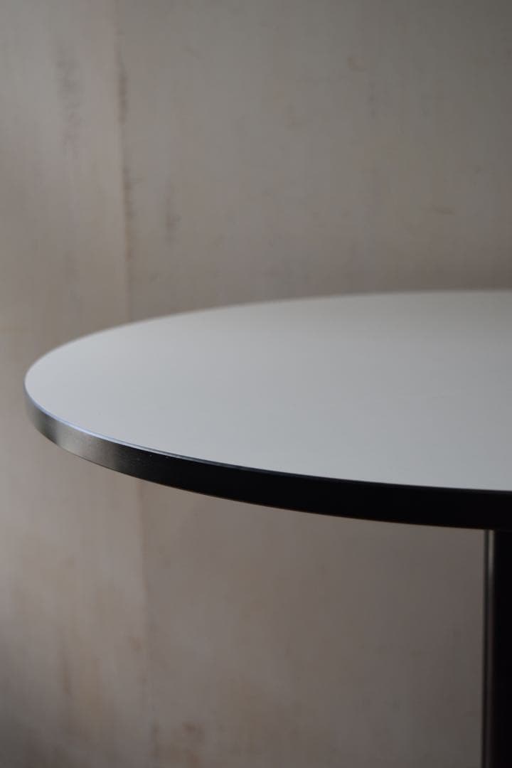 ダイニングテーブル Round table