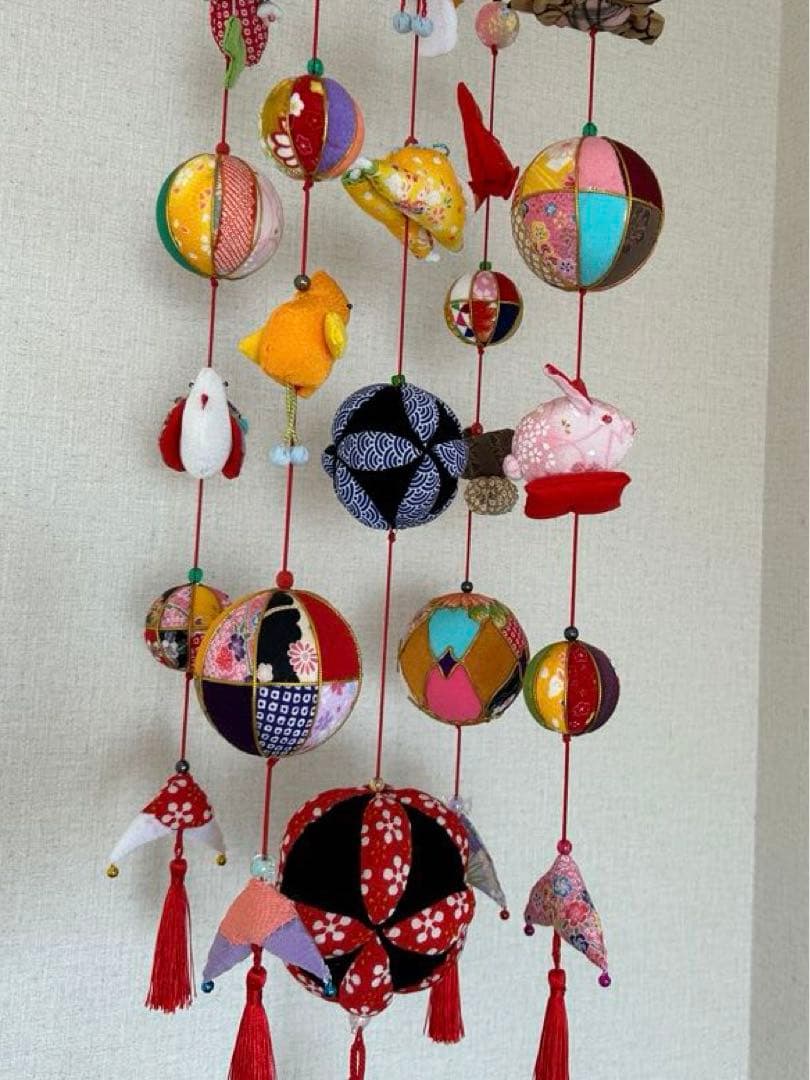 ちりめん細工　吊るし飾り　玉飾り 雛飾り　吊るし雛　下げもん　ハンドメイド
