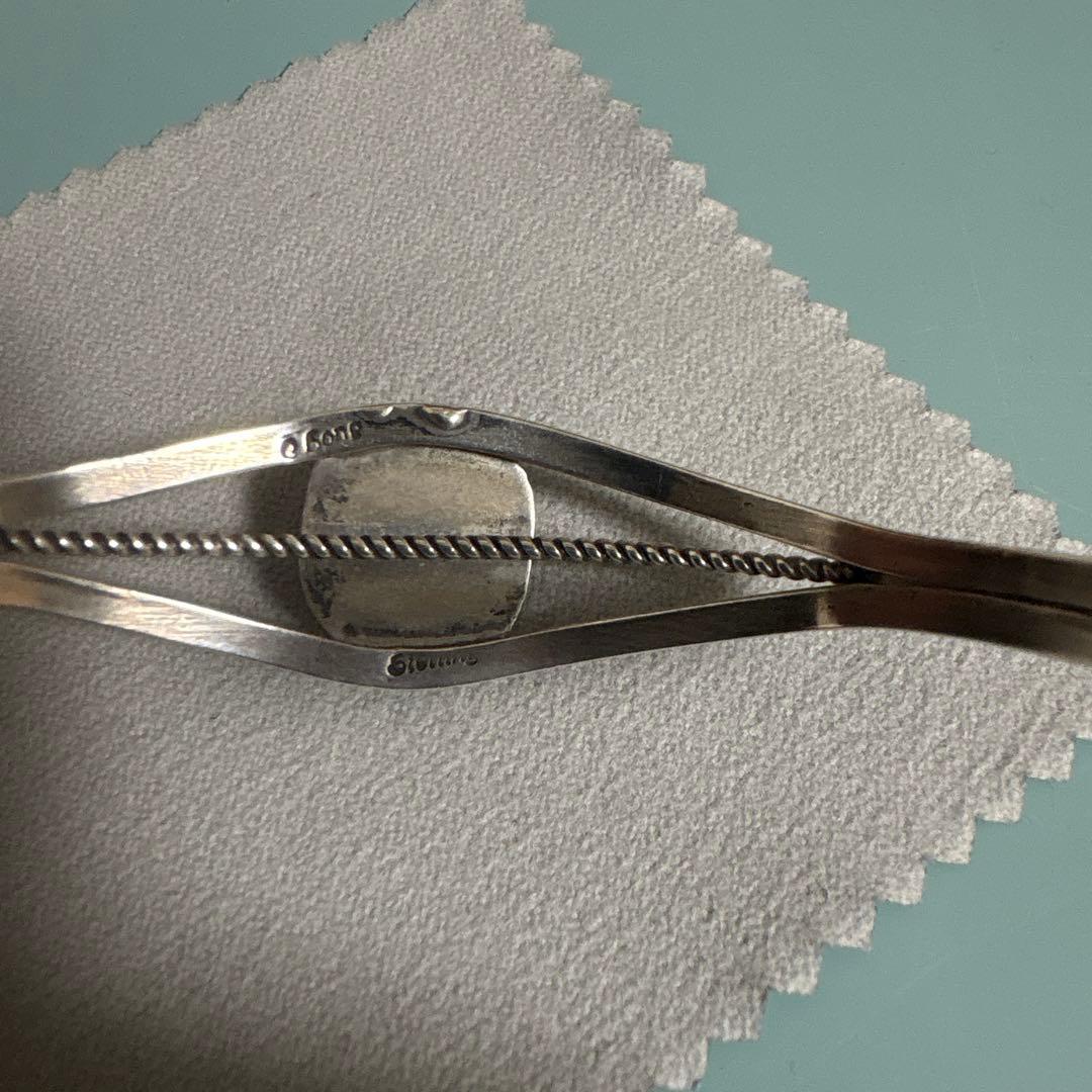 ターコイズ　バングル　シルバー　ナバホ族　インディアンジュエリー　作者刻