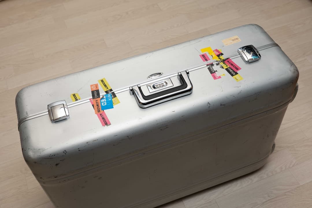 ゼロハリバートン アルミスーツケース 30inch タイヤ、ダイヤルロック修理済