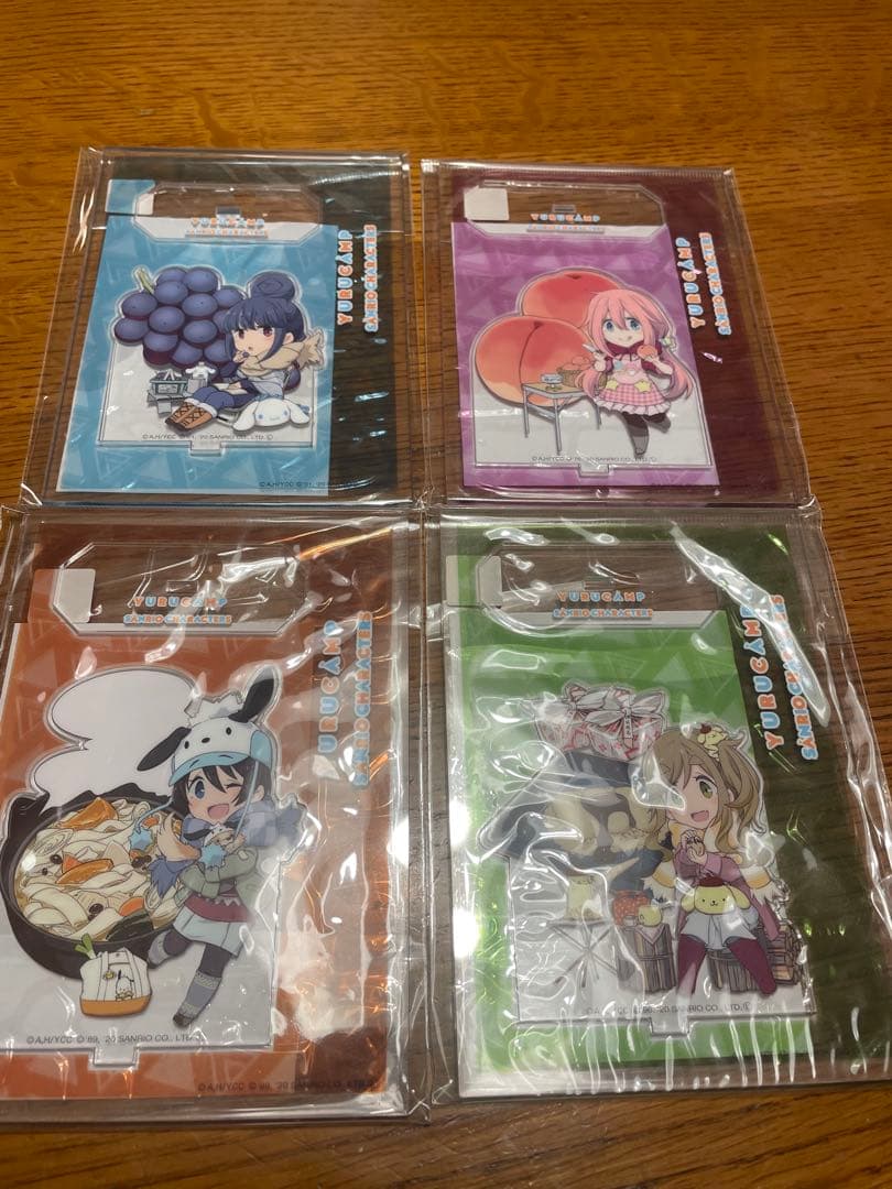 ゆるキャン△ サンリオキャラクターズ アクリルスタンド　4個セット