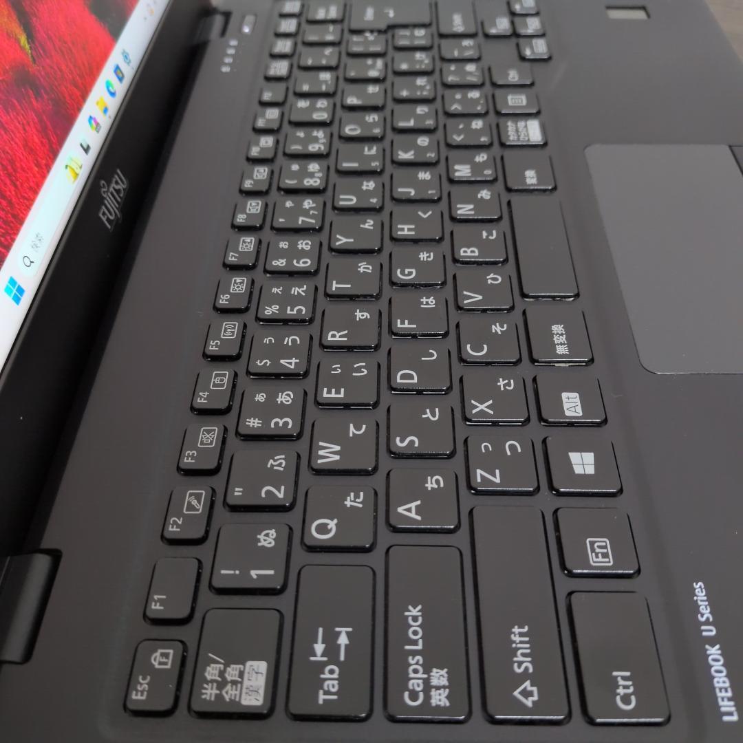 【第１０世代Corei7：薄型】富士通 U9310D／16GB／256GB