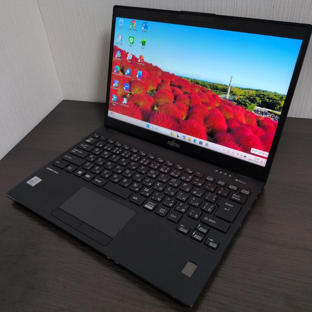【第１０世代Corei7：薄型】富士通 U9310D／16GB／256GB