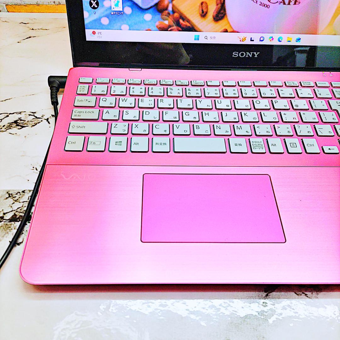 レアなピンク❣️タッチパネルノートパソコン❤️爆速SSD❤️メモリ8G・i5☘️