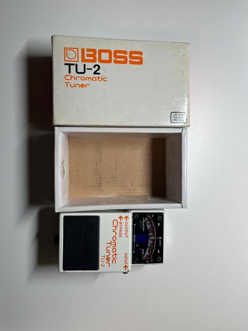 ギター BOSS Chromatic Tuner TU-2