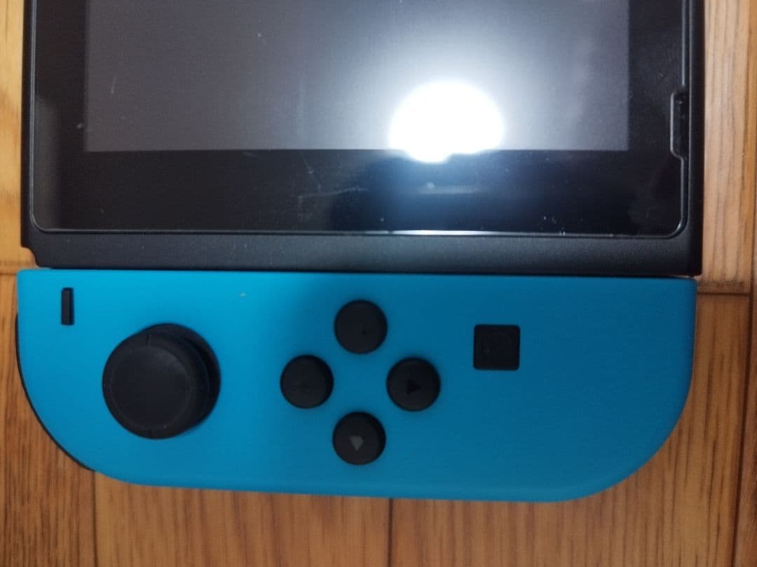 任天堂●ニンテンドースイッチNintendo Switch本体●中古美品箱有り