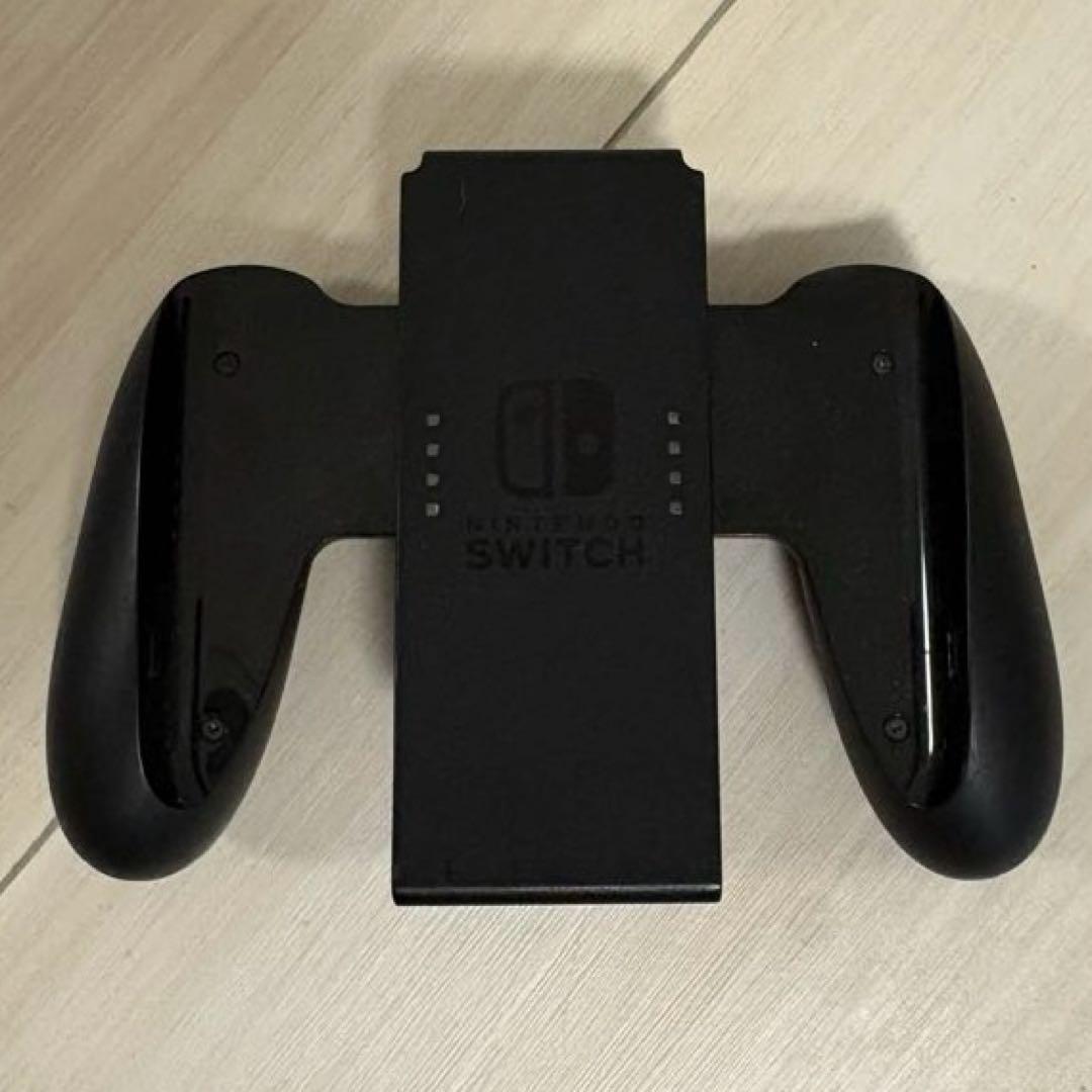 Nintendo Switch 本体　青・赤