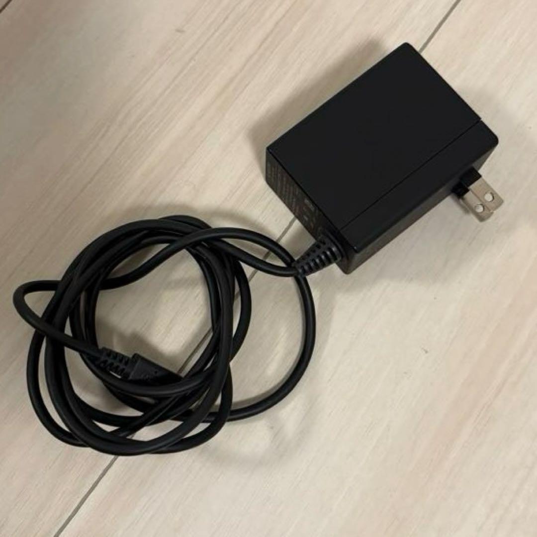 Nintendo Switch 本体　青・赤