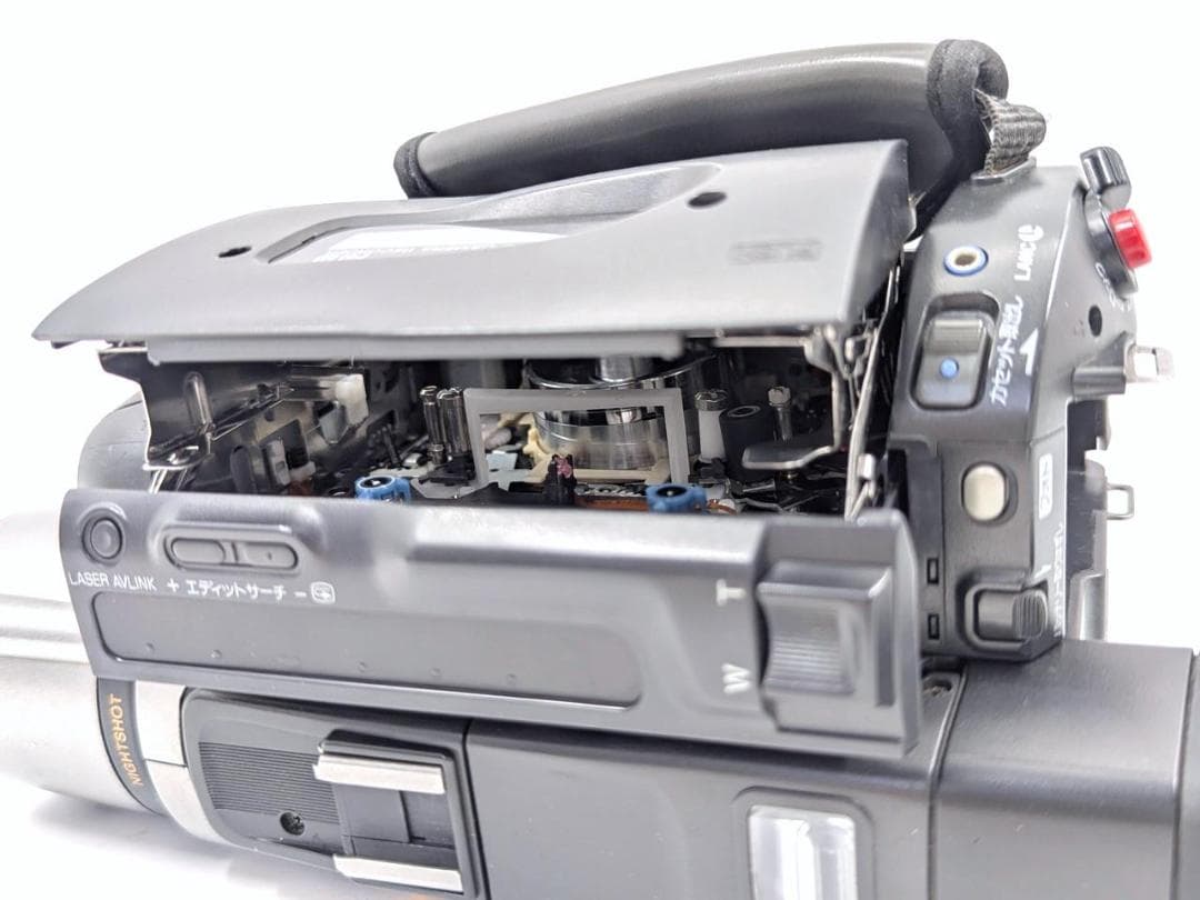 8mmテープのダビングに！ SONY ビデオカメラ CCD-TRV95 02