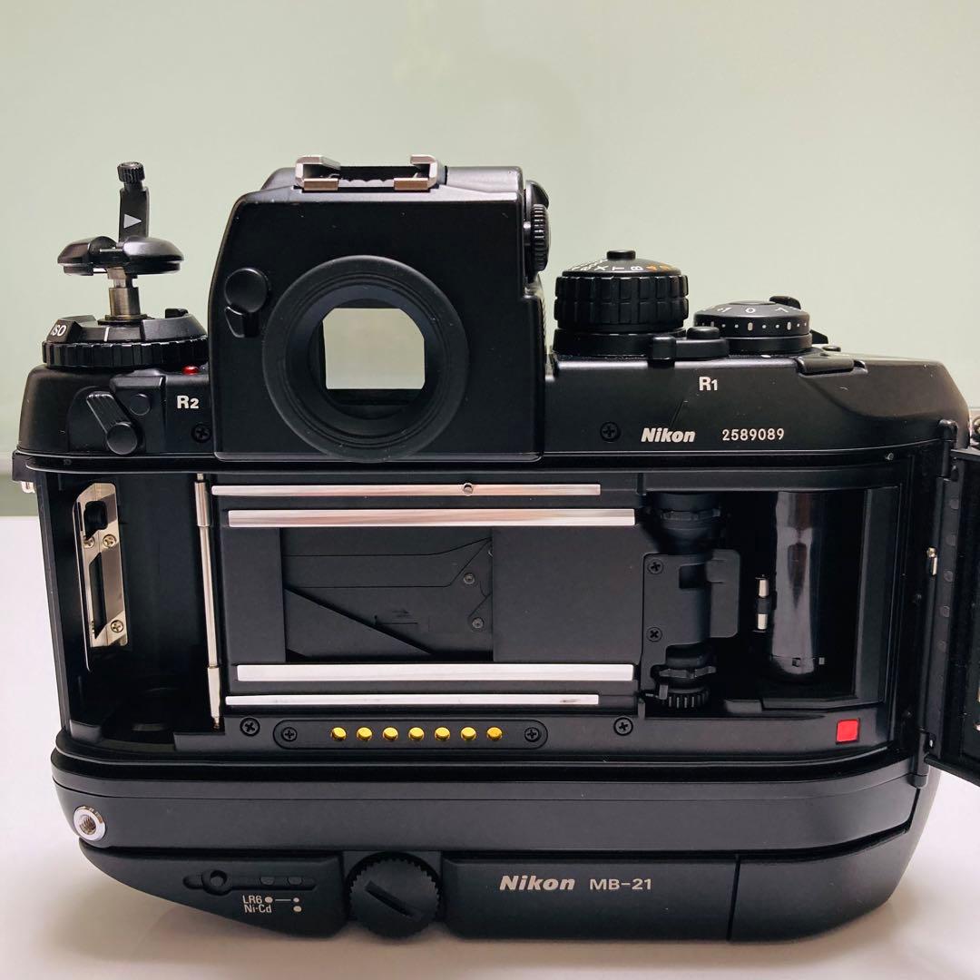 [動作品]Nikon F 4S フィルムカメラ ボディ MB-21付属