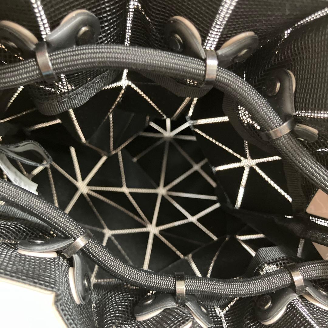 BAOBAO ISSEI MIYAKE ピンク ショルダーバッグ