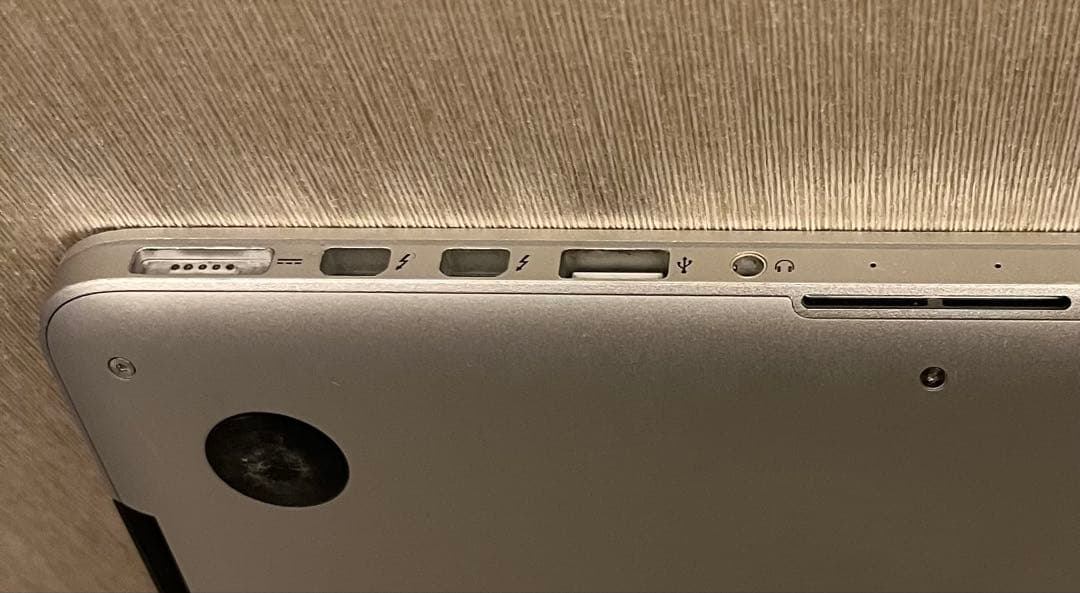 MacBook本体 MacBook Pro A1502 1T 13inch Early2015