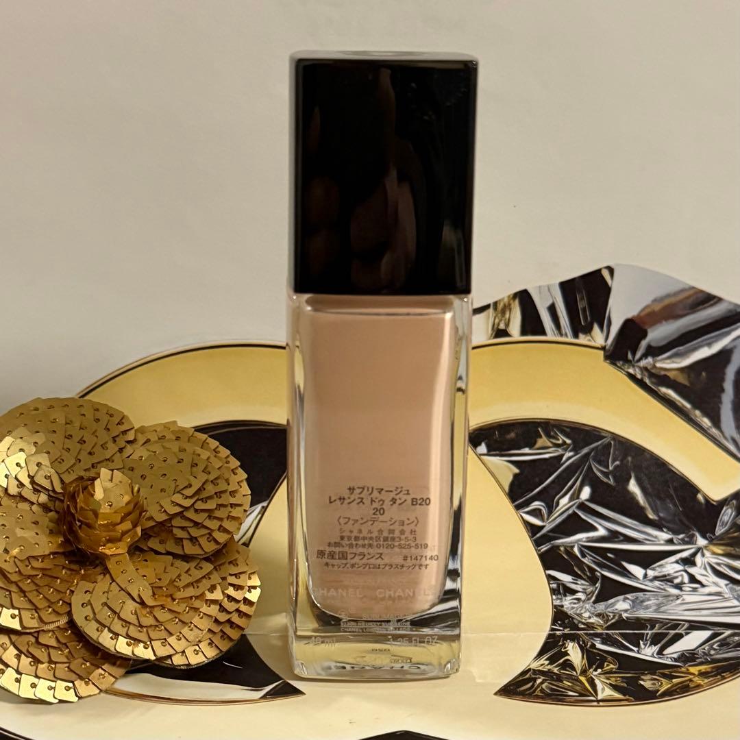 未使用に近い☆CHANEL☆サブリマージュ☆レサンス ドゥ タン # B20