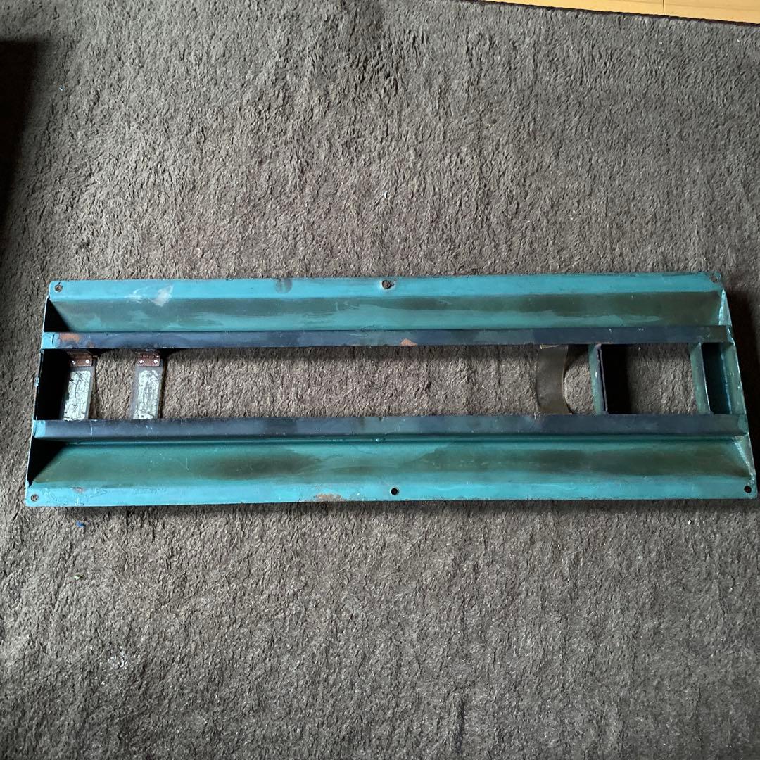 鉄道部品　電源カバー