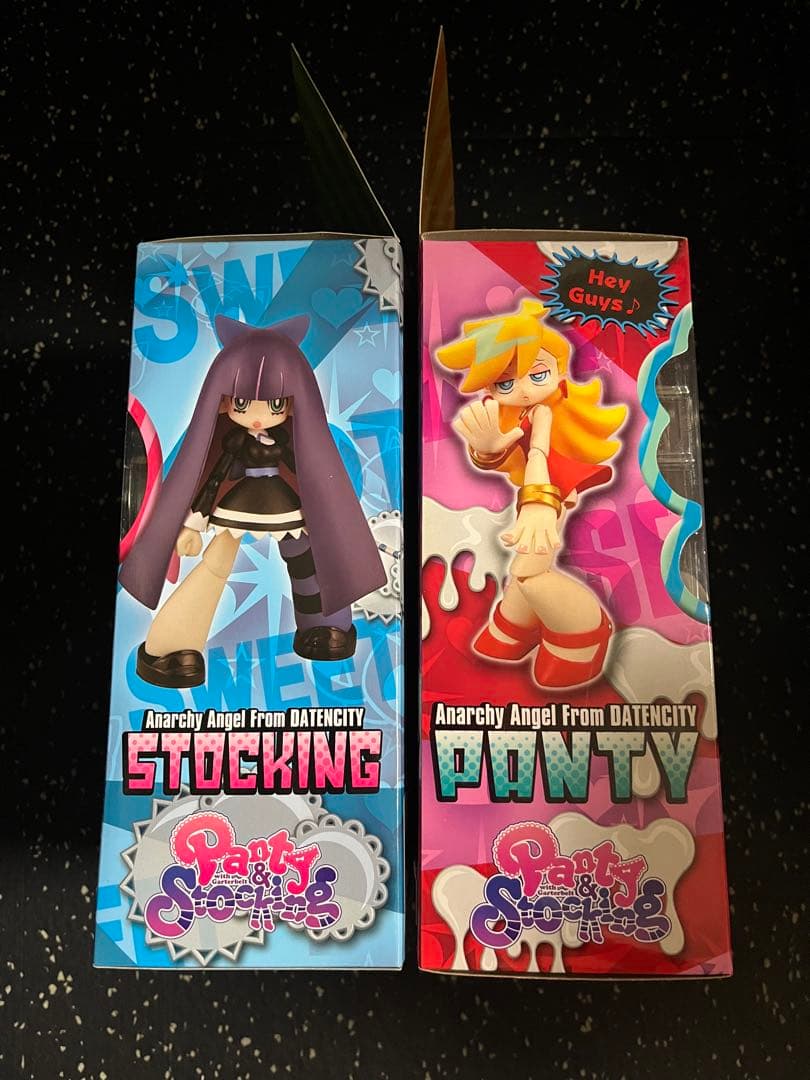 パンティ&ストッキングwithガーターベルトフィギュア２体セットRIO:bone