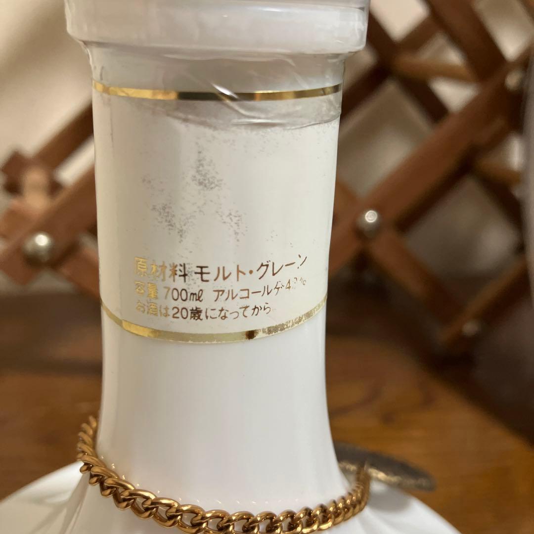 鶴　白陶器ボトル　ニッカ　ウイスキー