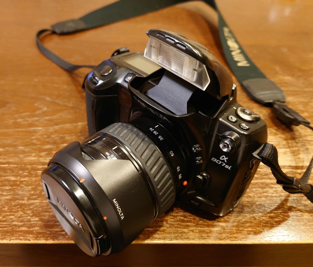 α807si ミノルタ製　フィルムカメラ　レンズキット＆300mmレンズ付