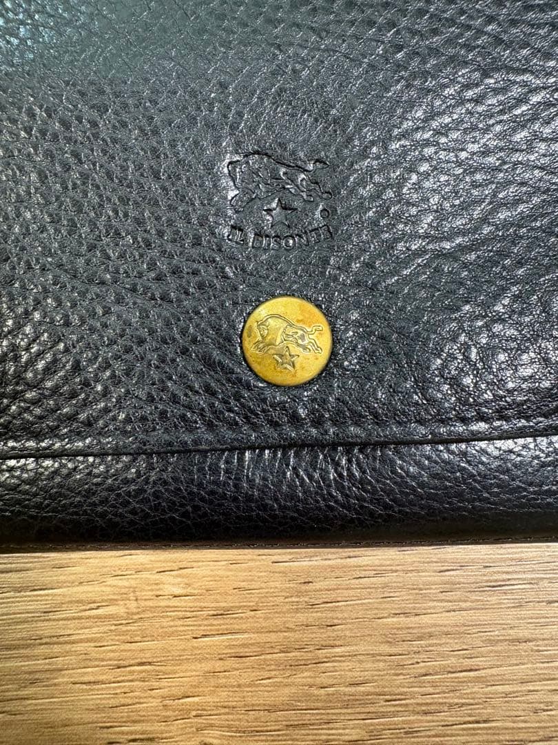 IL BISONTE ブラック二つ折り財布