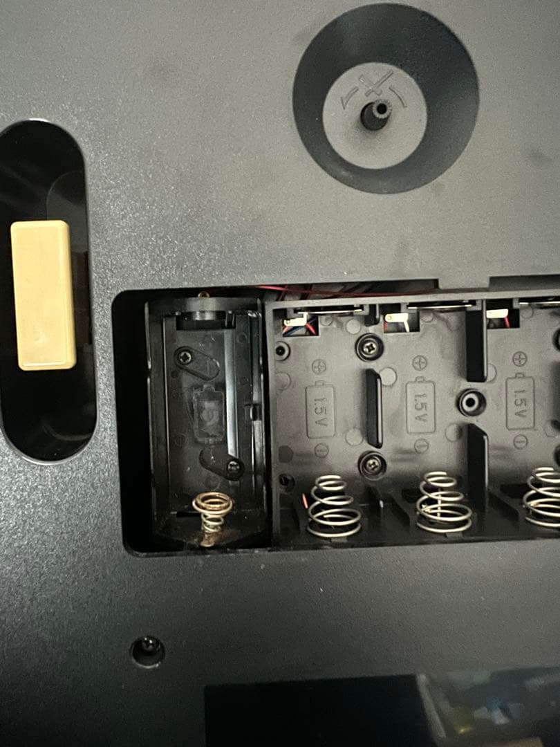 Small World 壁掛け時計　4MH744MR 音楽機能付き