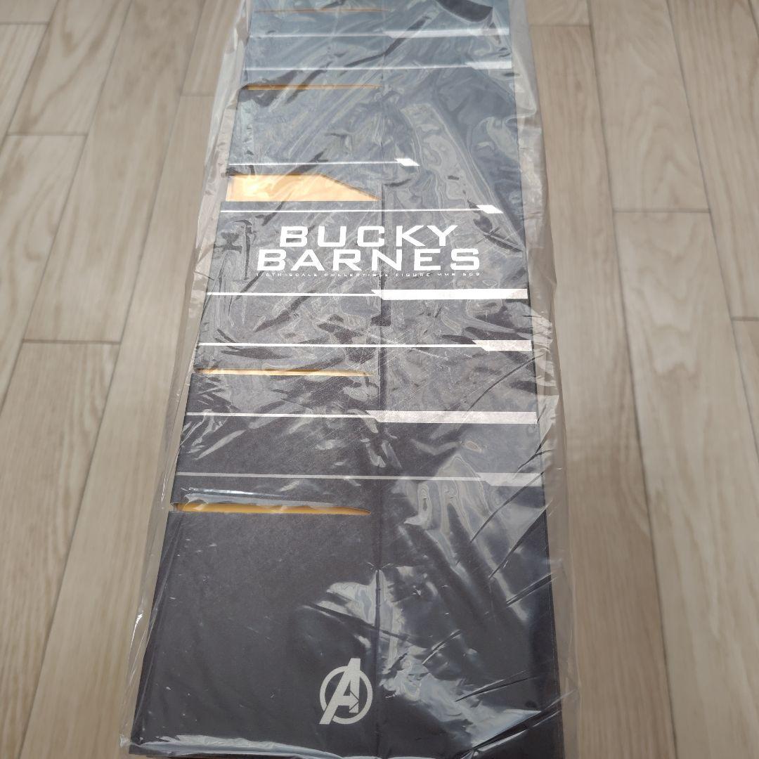 Hot Toys Bucky Barnes フィギュア